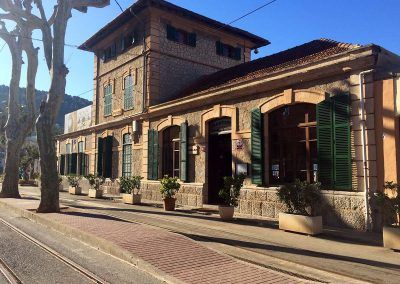 estacion tranvia , puerto soller