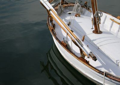 barco mallorquín puerto de Sóller Yaut